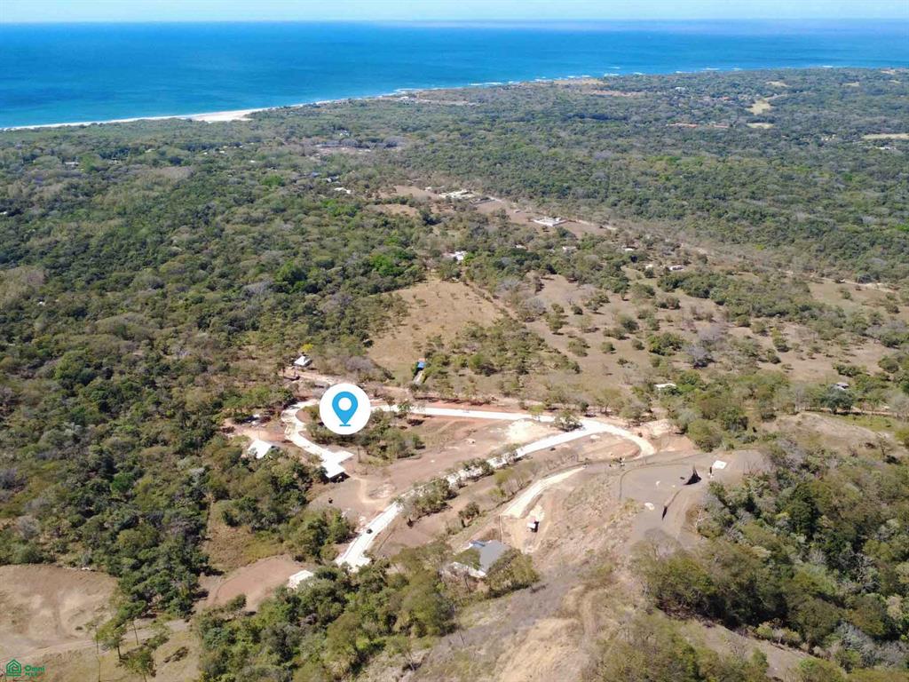 Land at Santa Cruz