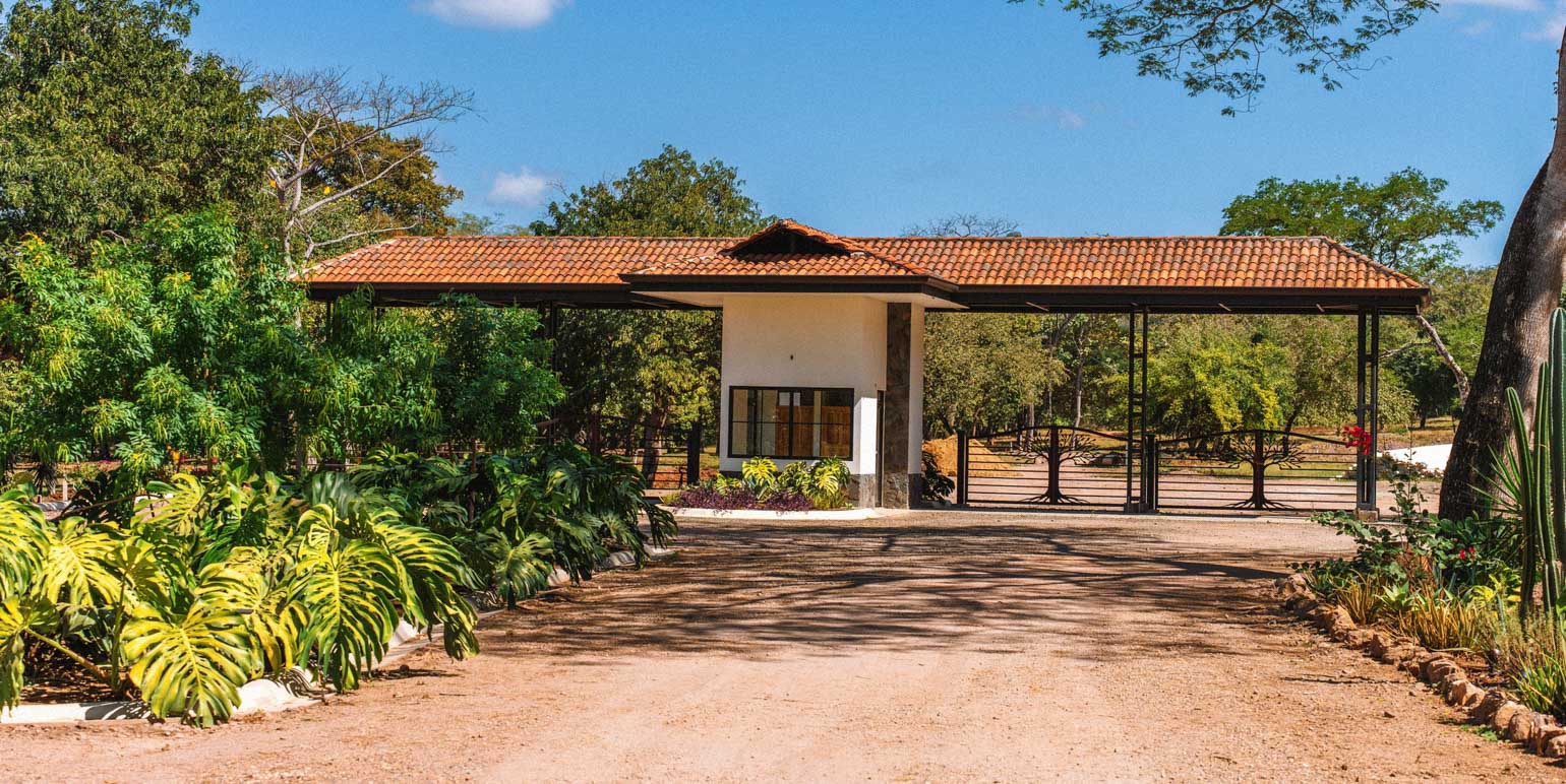 Propiedad en Rancho Roble Sabana