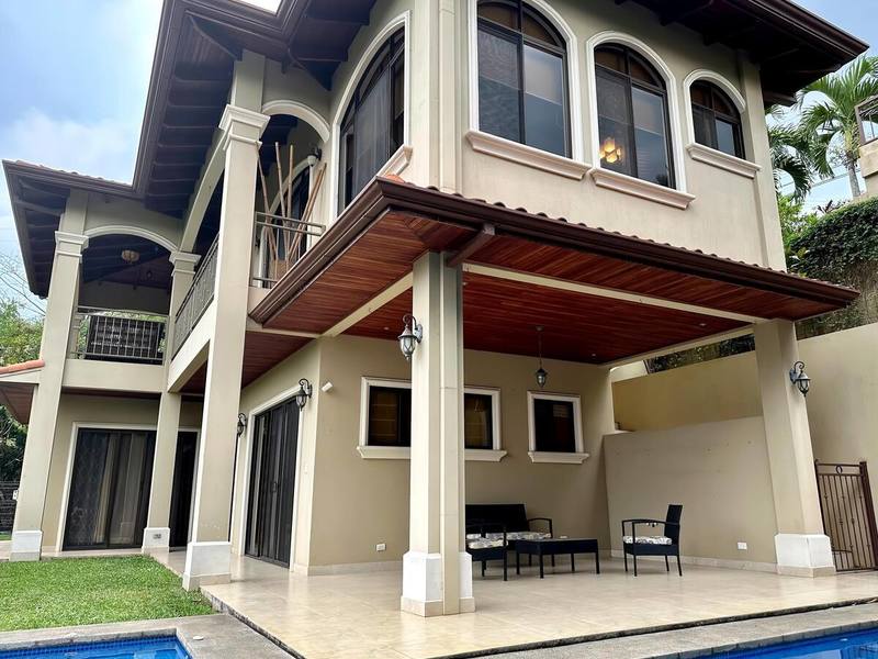 Furnished Two-Story Home with Private Pool on 1.5 Acres - Roca Verde, Atenas