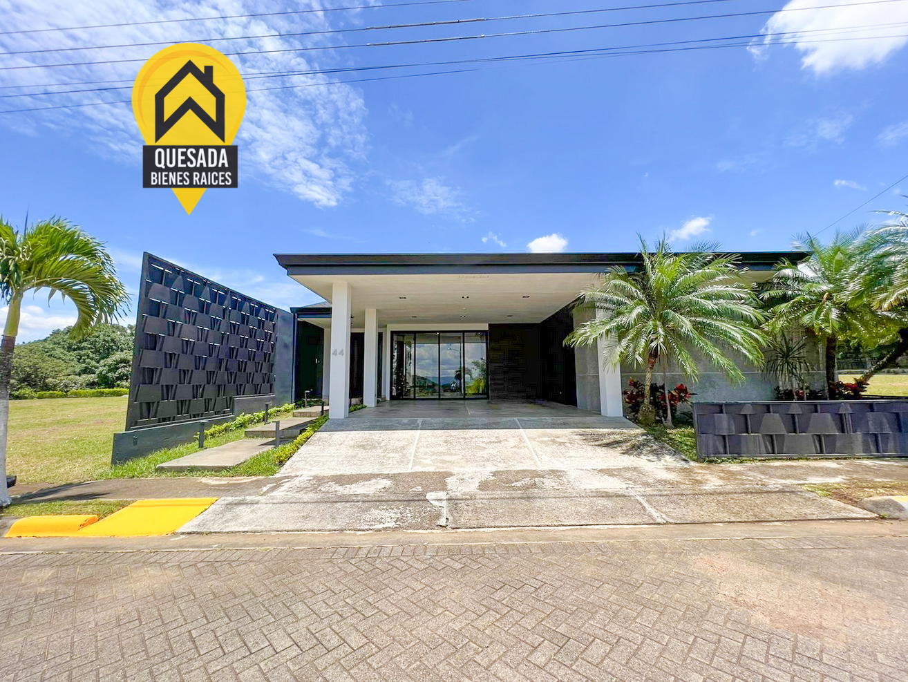 House at Condominio Valle Las Flores