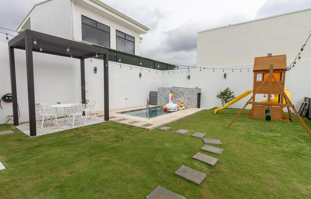 Property at Escazú