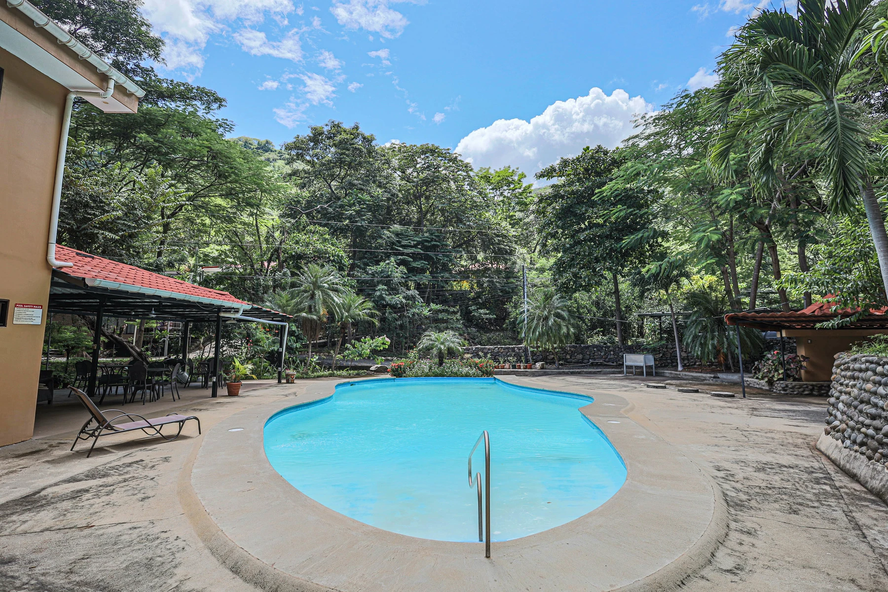 Propiedad en Sardinal