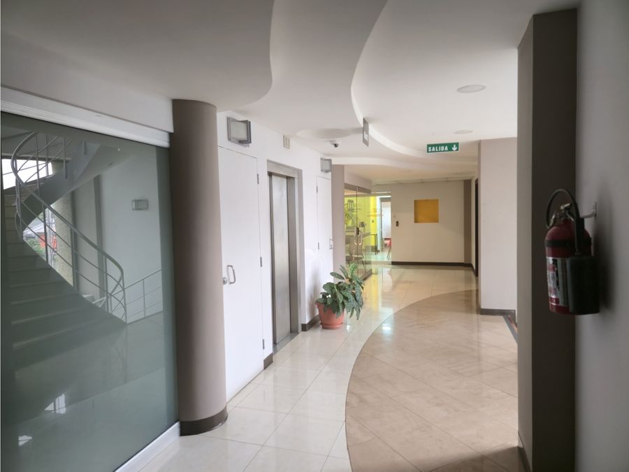 Oficina en Mata Redonda