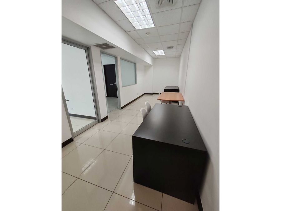 Oficina en Santa Ana