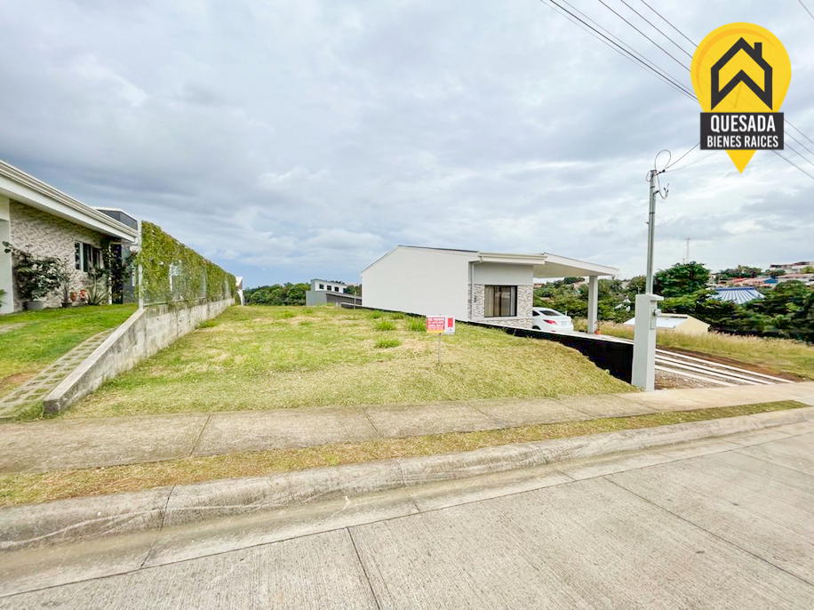 Terreno en Condominio Palma Real