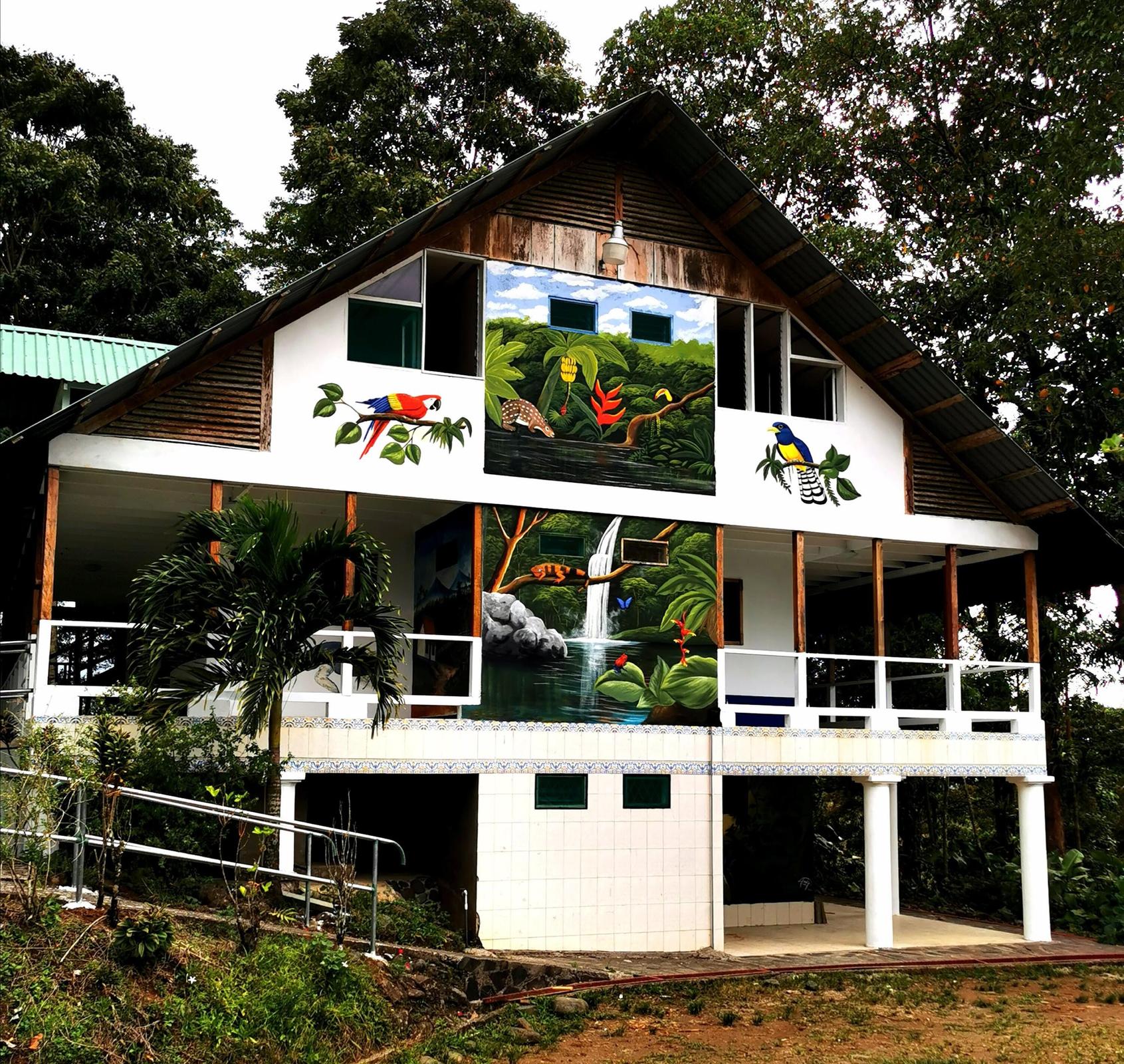 Commercial at La Virgen