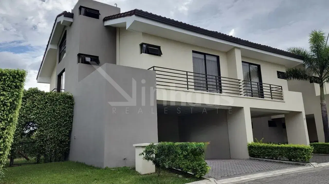 Propiedad en Condominio Parques del Sol