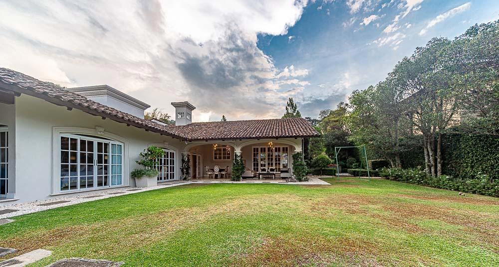 Property at Escazú