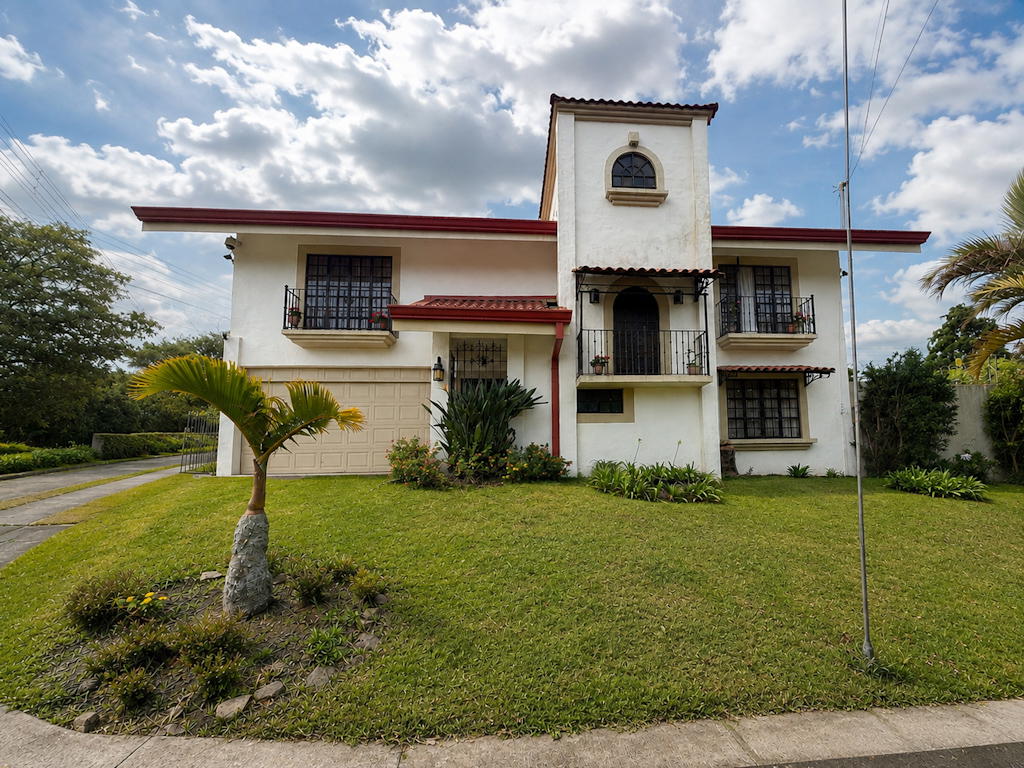 House at San Isidro