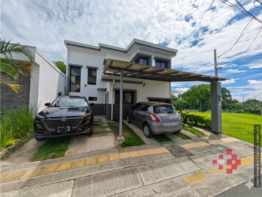 Casa en Condominios Altana