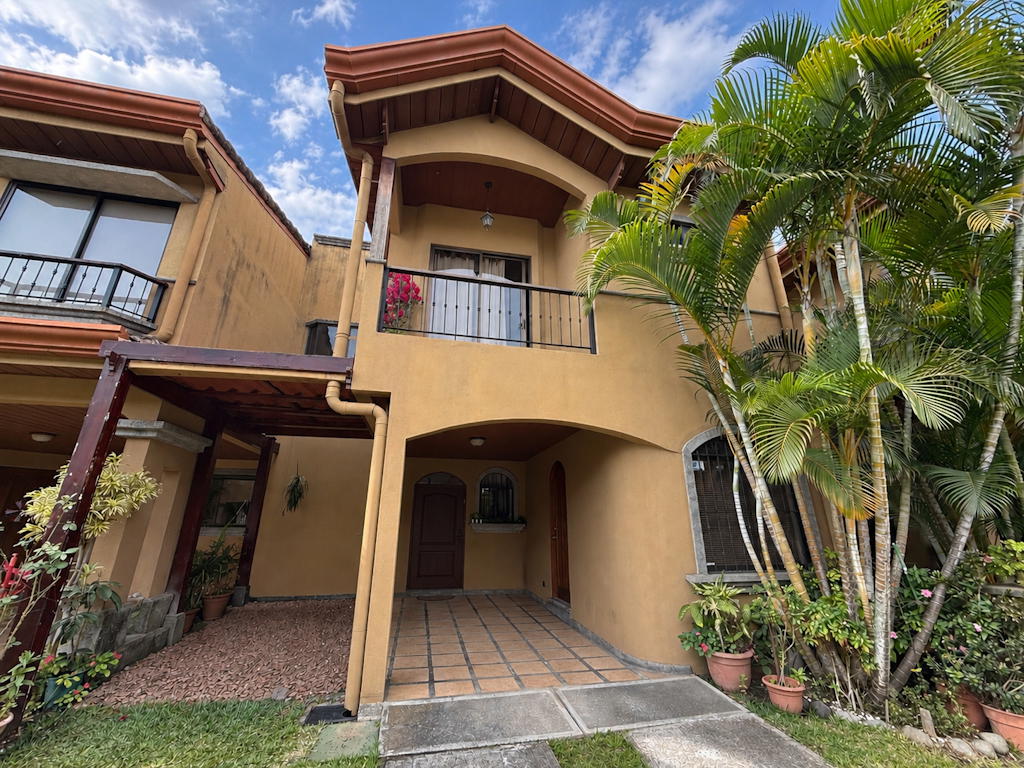 House at Condominio Calle Colonial