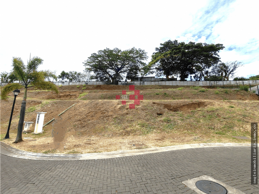 Terreno en Condominio Francosta