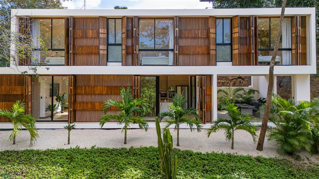 House at Santa Cruz