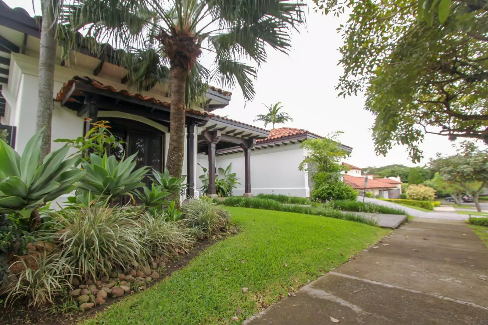 Casa en Bosques de Lindora