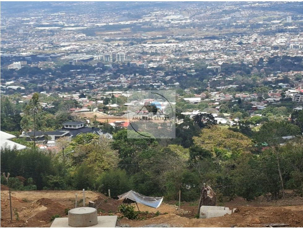Terreno en Escazú