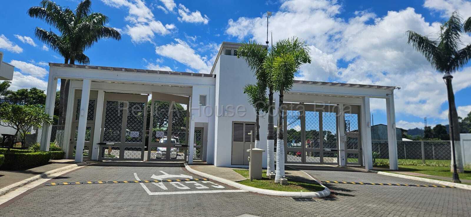 Propiedad en Condominio Distrito San Juan