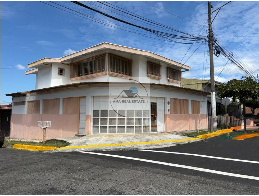 House at Uruca