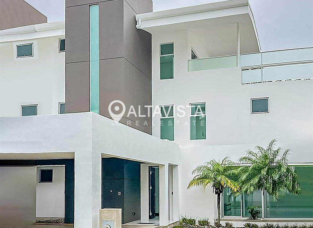 Casa en Nuvó Santa Ana