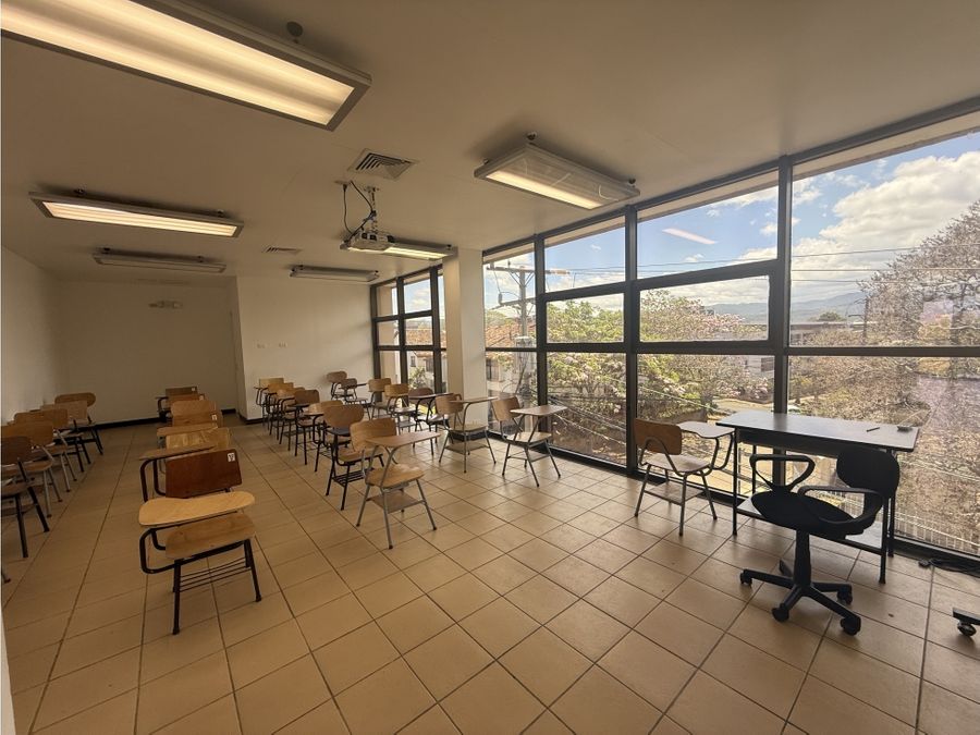 Edificio en Carmen