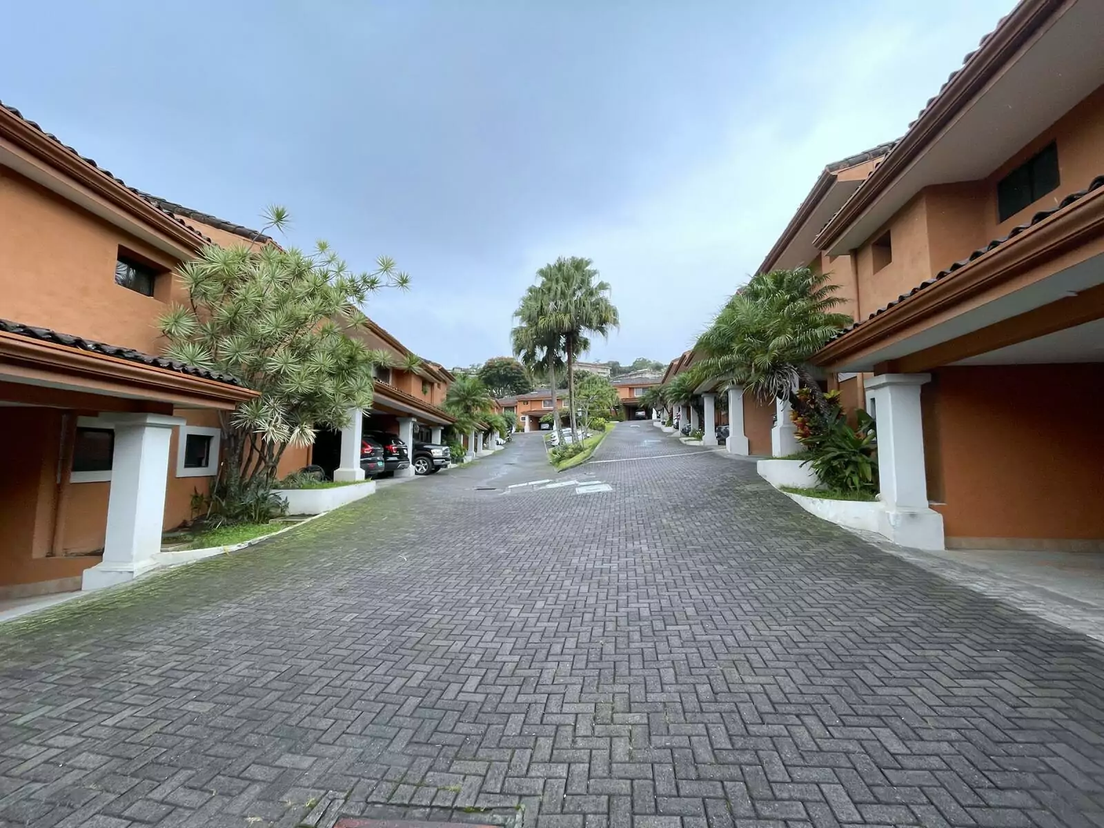 Casa en Escazú Village Residencias