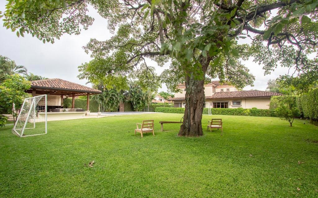 Property at Bosques de Lindora