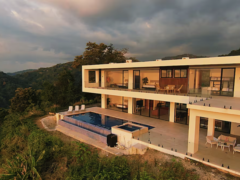 Property at Tárcoles