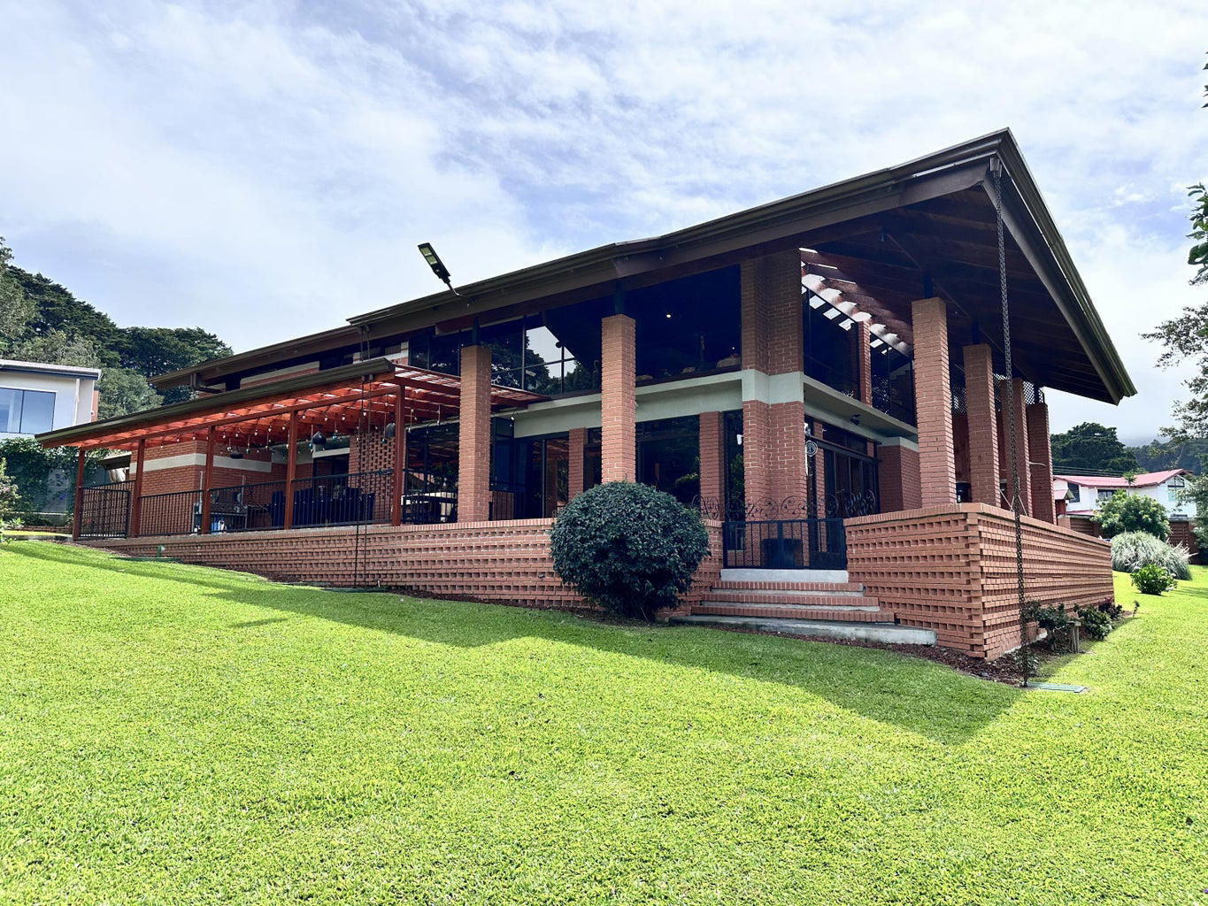 House at Ángeles