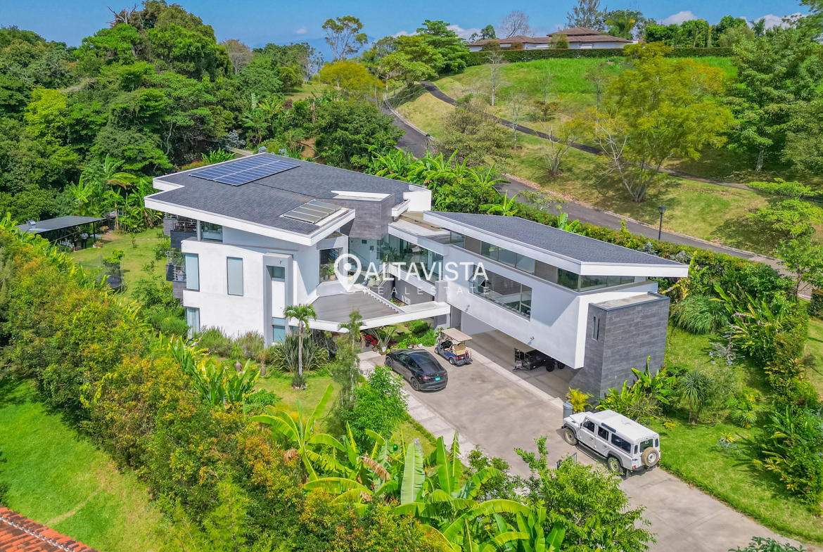 House at Condominio Monterán