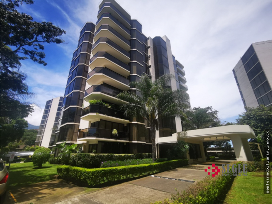 Apartamento en Condominio Altos de Marbella