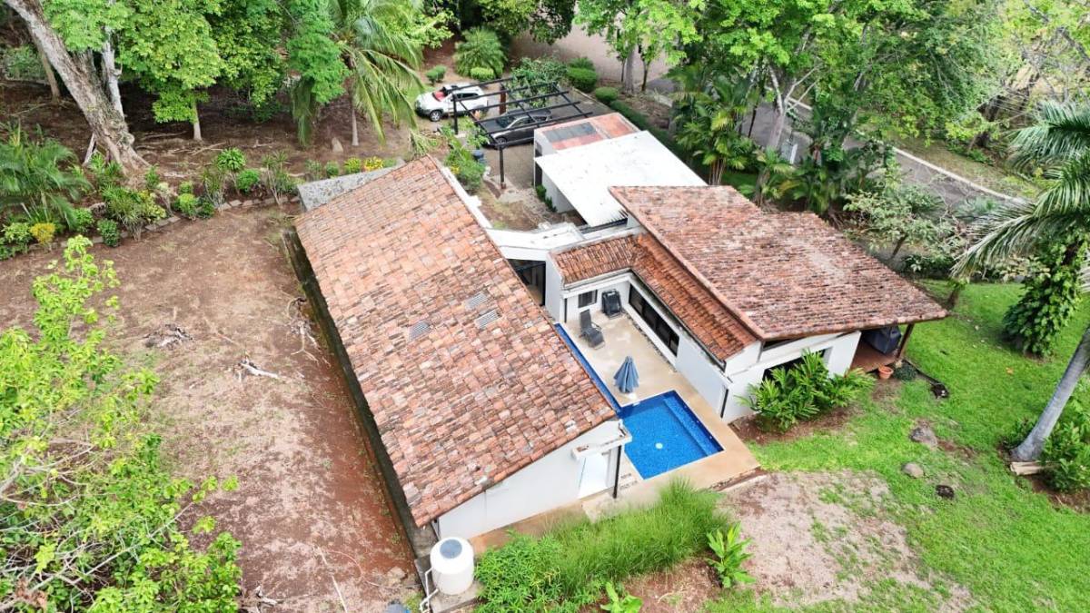 Casa en Orotina