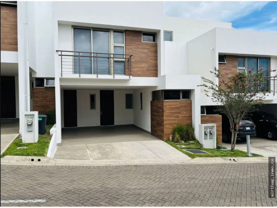 Casa en Escazú