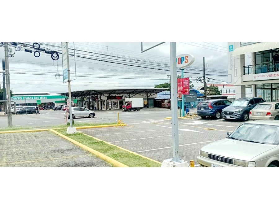 Comercial en Cascajal