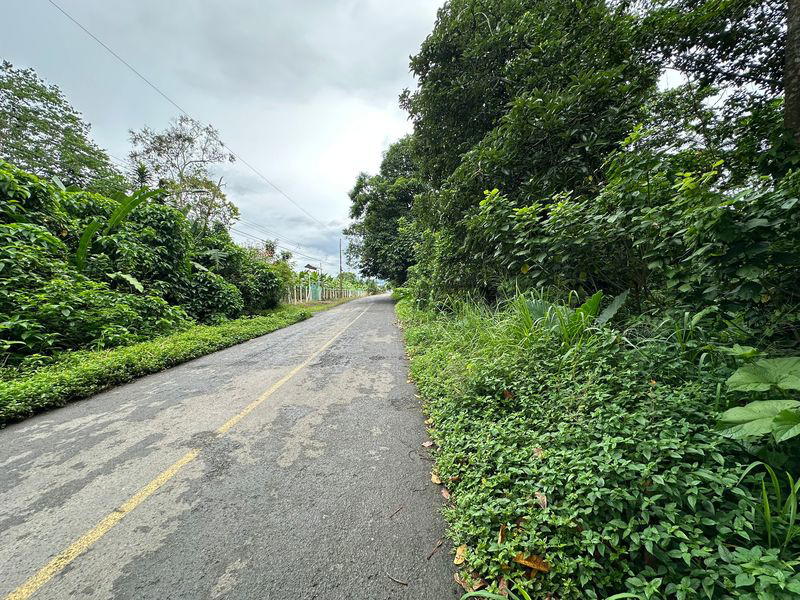 Terreno en Bratsi