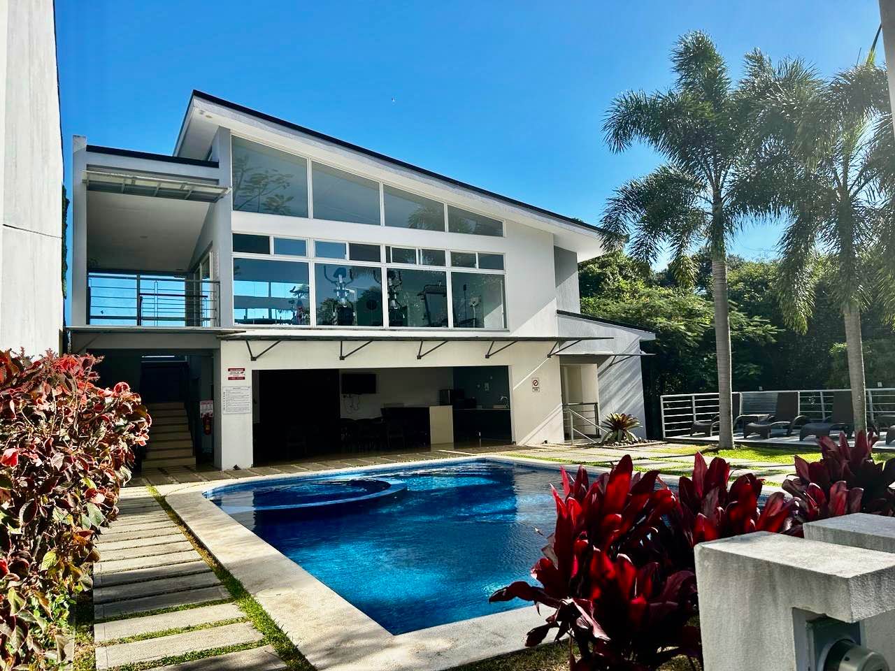 Propiedad en Condominio Lomas de Santa Ana