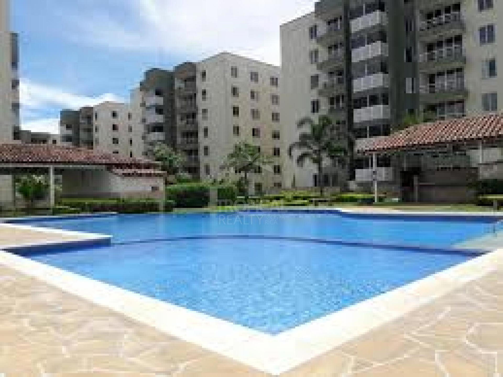 Apartamento en Torre Parque 160