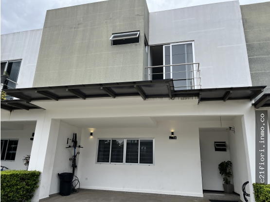 Alquiler de casa en Santa Ana