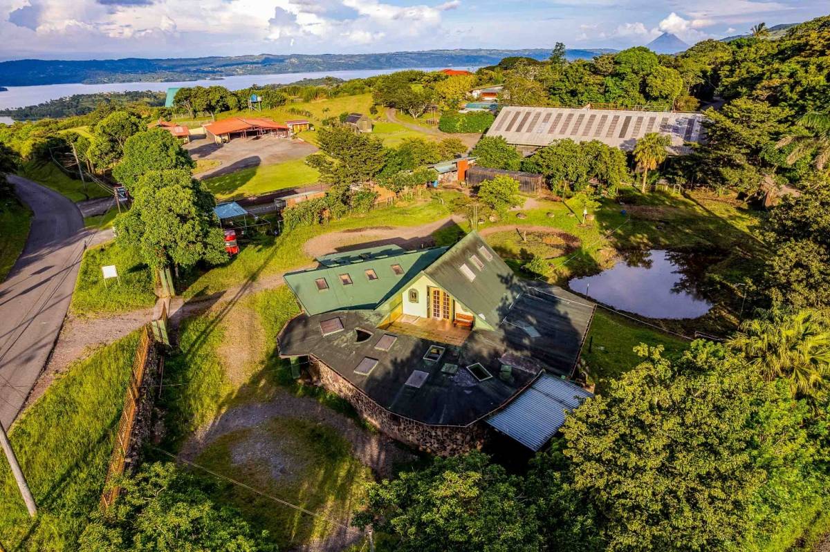 Commercial at Tilarán