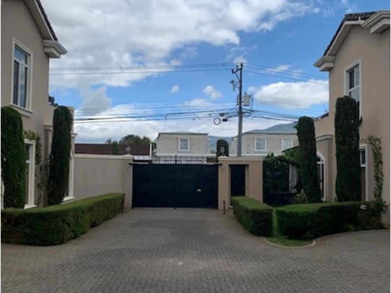 Propiedad en Curridabat