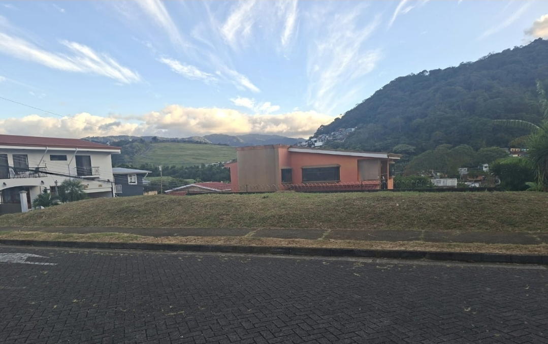 Land at Curridabat