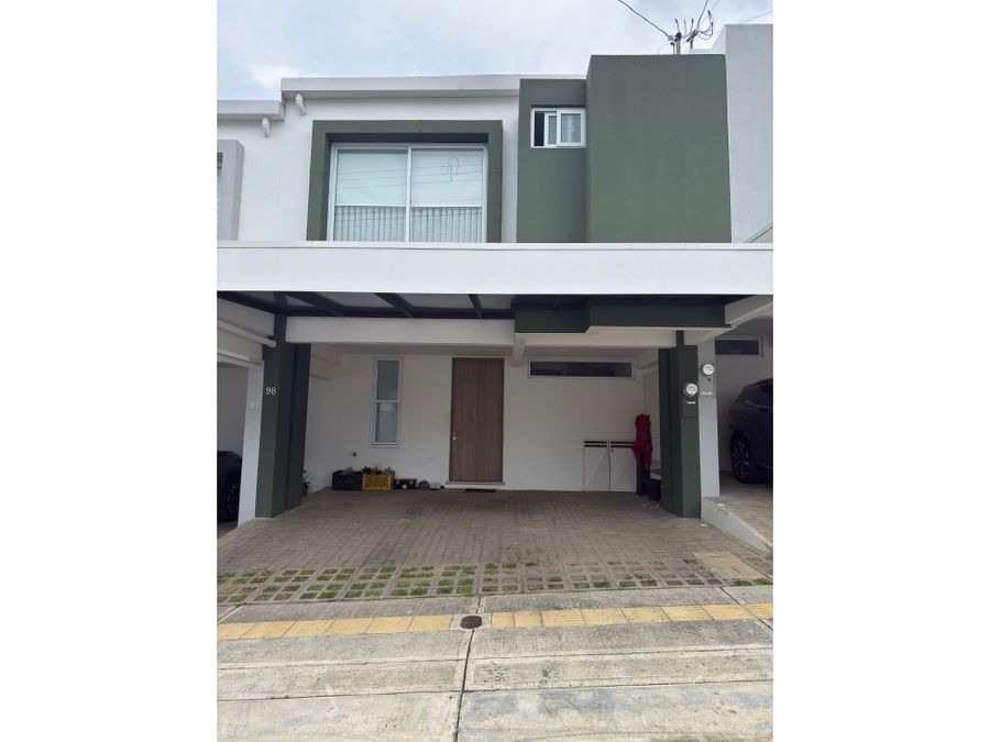 House at Condominio Katà