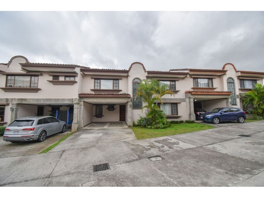 Casa en Condominio El Ferrol