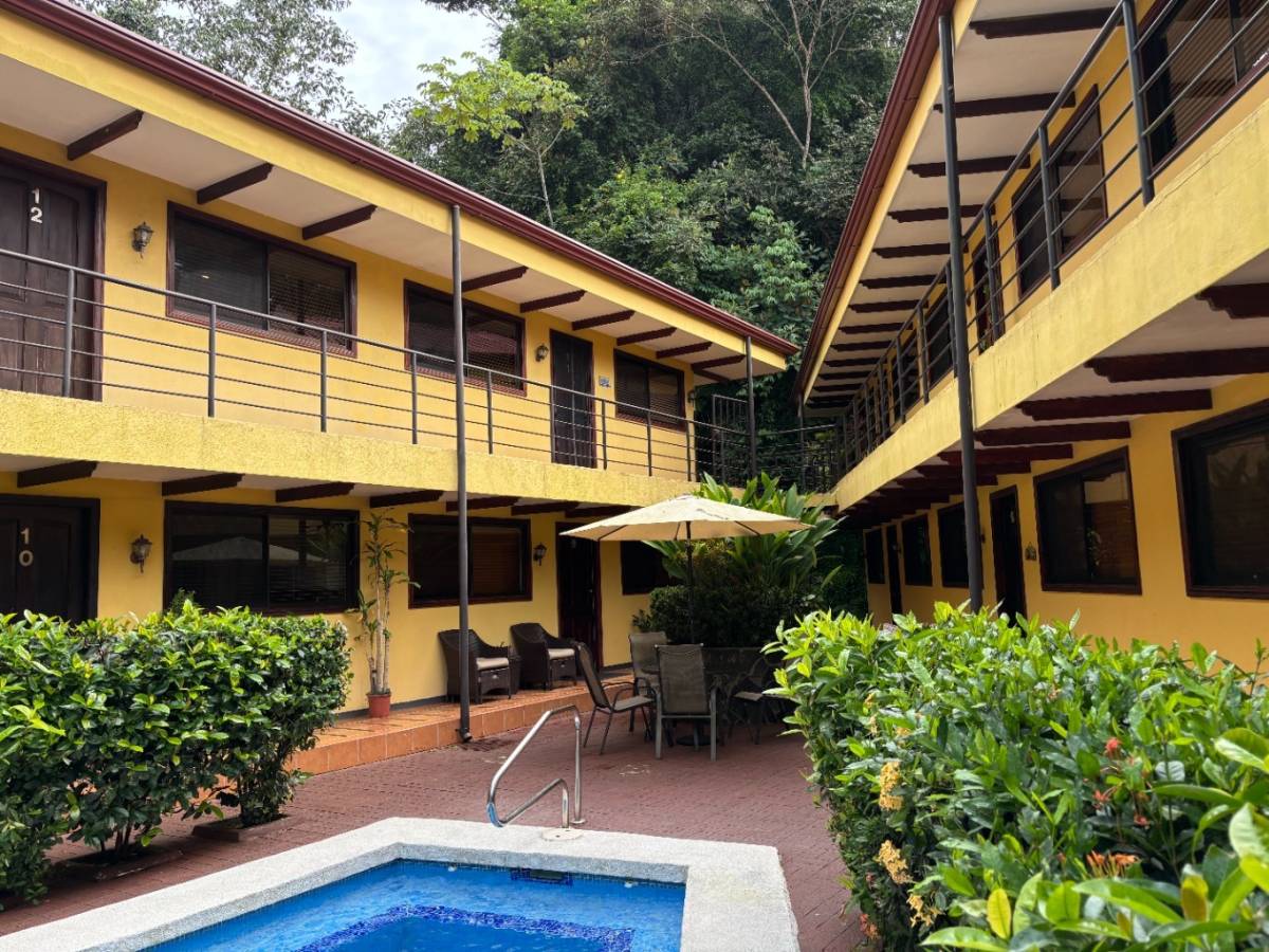 Propiedad en Condominios Mono Titi