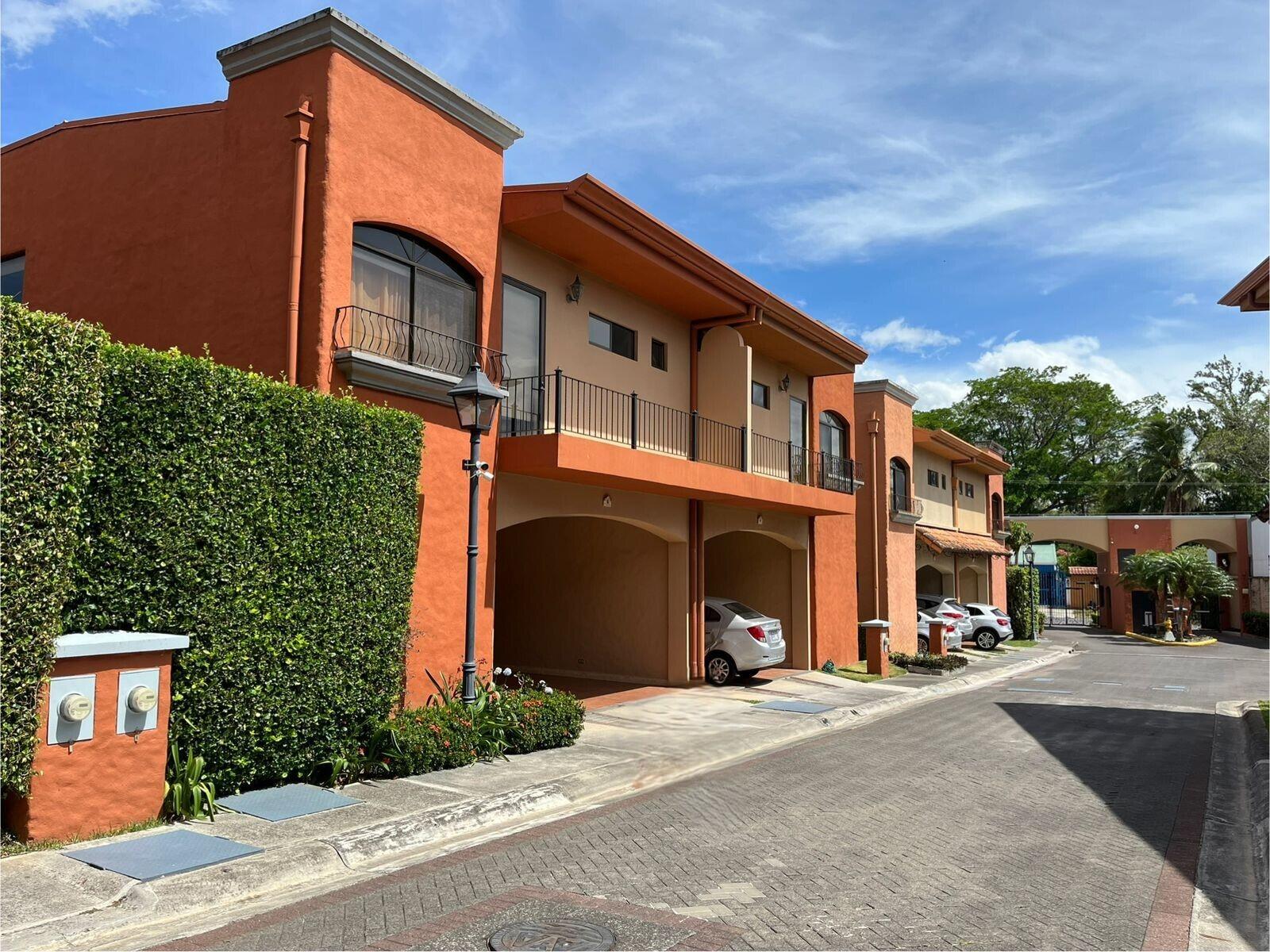 House at Colón