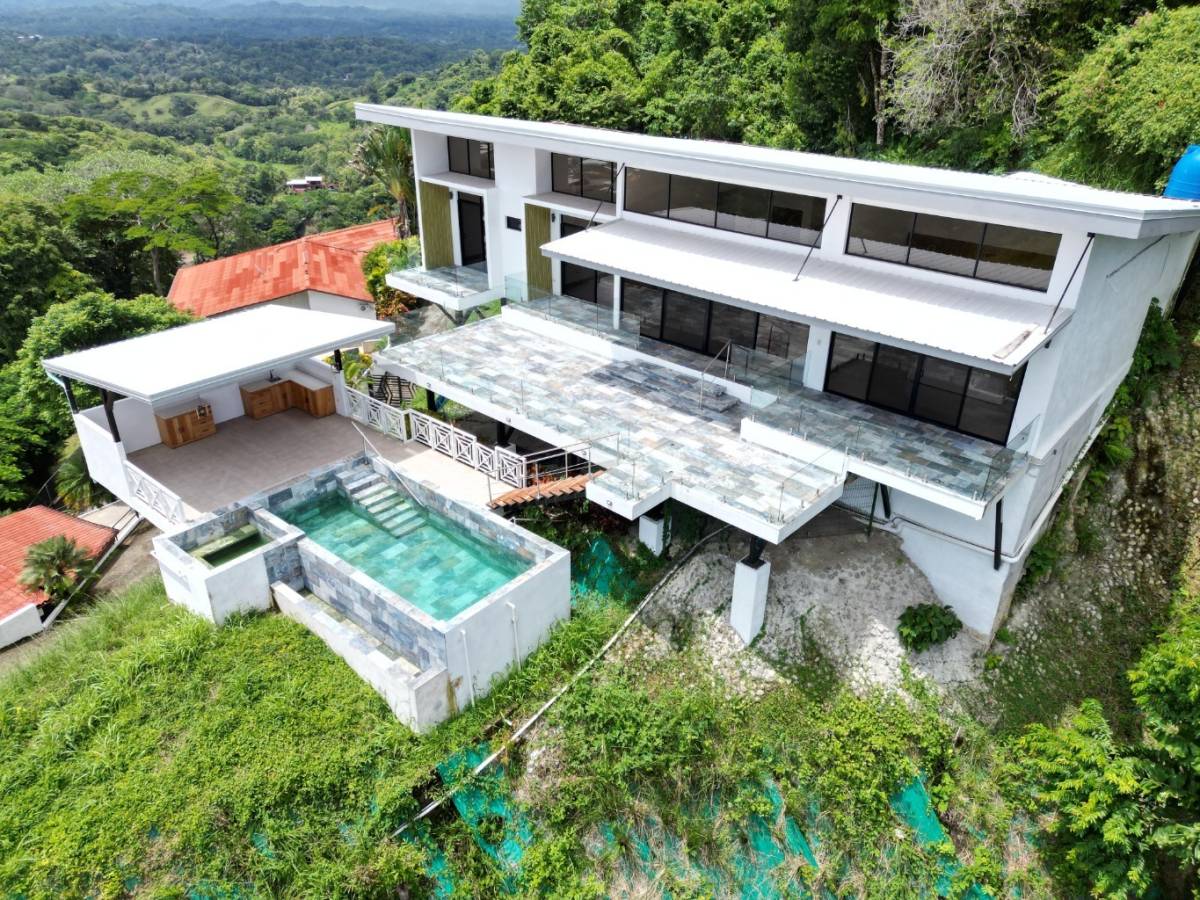 House at Quepos