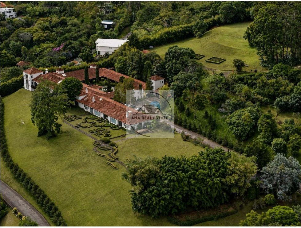 Casa en Escazú