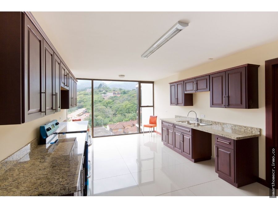 Apartamento en Condominio Altos de Marbella