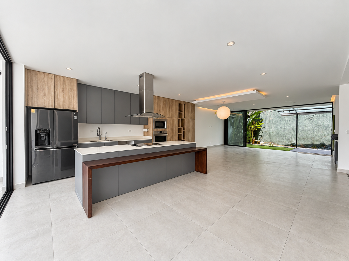 Propiedad en Condominio Santa Ana Boulevard