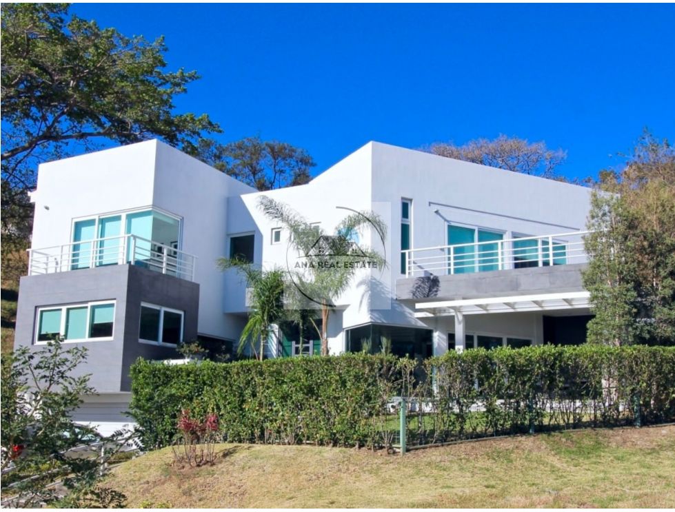 Casa en Condominio Cerro Alto