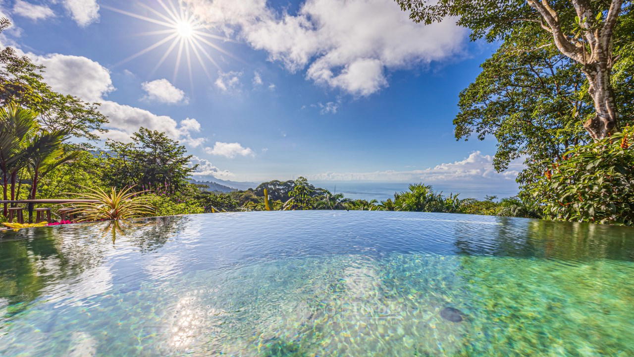 Property at Bahía Ballena