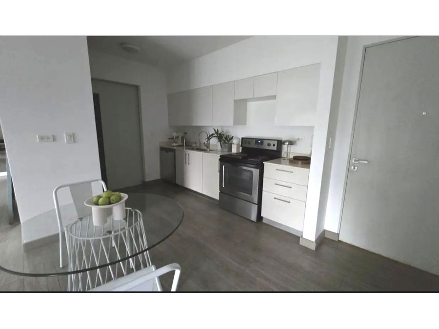 Apartment at Colón